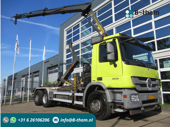 Pengangkut kontainer/ Container truck MERCEDES-BENZ Actros 2632