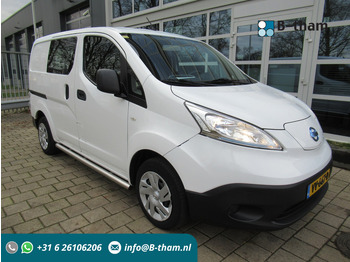 Van kecil NISSAN e-NV200