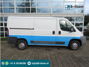Van kecil PEUGEOT Boxer