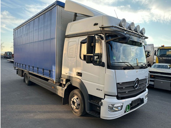 Truk dengan terpal samping MERCEDES-BENZ Atego 824