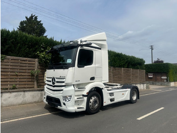 Tractor head MERCEDES-BENZ Actros 1843