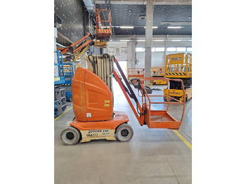 Lift tiang vertikal JLG