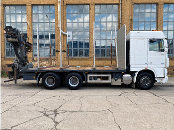 Truk logging DAF