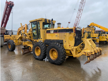 Grader CATERPILLAR 140H