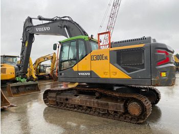 Ekskavator perayap VOLVO EC300ENL