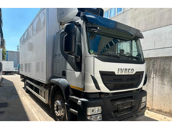 Truk berpendingin IVECO Stralis