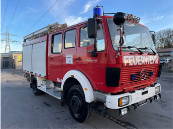 Truk MERCEDES-BENZ