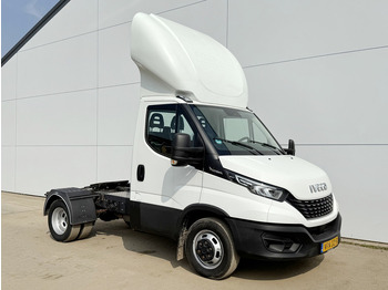 Tractor head Iveco Daily 40C16 Automaat 8.796 kg GCW BE-Trekker BE-Combi Airco Cruise Control: gambar 4