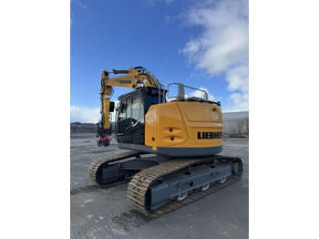 Ekskavator perayap LIEBHERR R 926