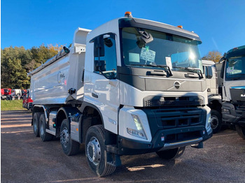 Truk jungkit VOLVO FMX 460