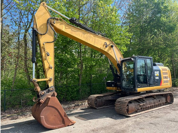Ekskavator perayap CATERPILLAR 323