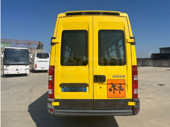Bus sekolah Iveco A50: gambar 5