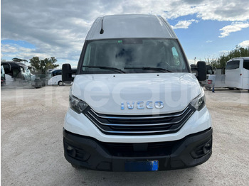 Bus mini IVECO Daily