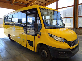 Bus sekolah IVECO