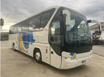 Bus pariwisata NEOPLAN