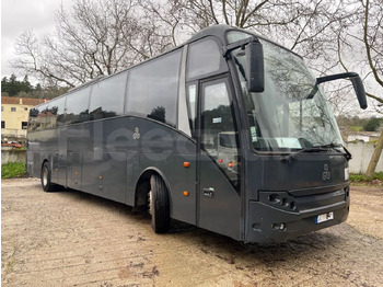 Bus pariwisata VOLVO