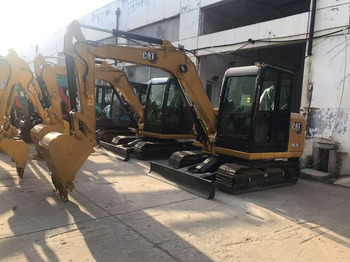 Ekskavator perayap CATERPILLAR 305.5E2