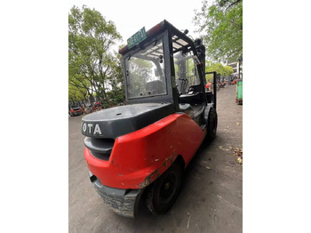Forklift listrik Toyota 8FD50N: gambar 4 Forklift listrik Toyota 8FD50N: gambar 4