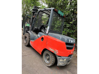 Forklift listrik Toyota 8FD50N: gambar 3 Forklift listrik Toyota 8FD50N: gambar 3