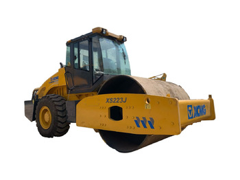 Roller jalan XCMG XS223J