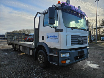 Truk pengangkut mobil MAN TGM 15.280