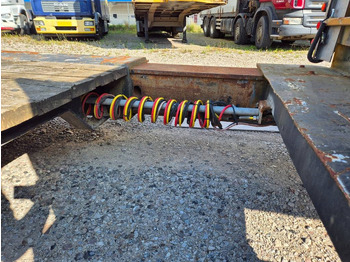 Leasing Nooteboom Machine trailer W/ extendable bed & Hyd Ramps Nooteboom Machine trailer W/ extendable bed & Hyd Ramps: gambar 5