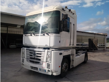 Tractor head RENAULT Magnum 500