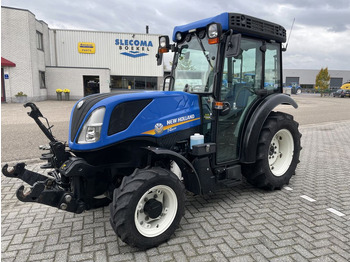 Traktor NEW HOLLAND T4