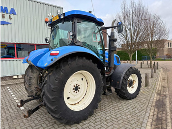 Traktor New Holland T6020 Elite: gambar 4 Traktor New Holland T6020 Elite: gambar 4