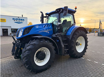 Traktor NEW HOLLAND T7