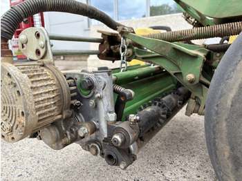 Mesin pemotong rumput John Deere 2750E Triplex: gambar 5