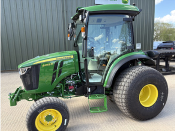 Traktor kompak JOHN DEERE