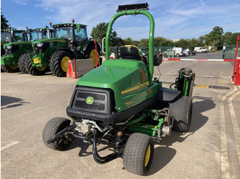 Mesin pemotong rumput John Deere 7500AE Fairway Mower: gambar 5