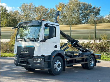 Hook lift MAN TGM 18.320