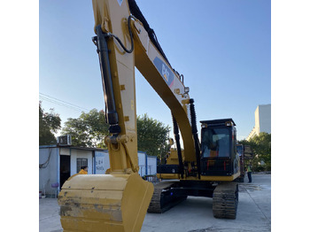 Ekskavator perayap CATERPILLAR 320D2