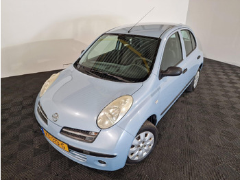 Mobil NISSAN