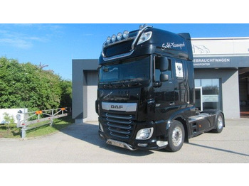 Tractor head DAF XF 530