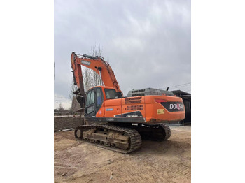 Ekskavator perayap DOOSAN DX340