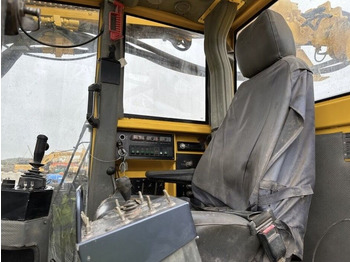 Anjungan pengeboran Atlas-Copco ROC F6: gambar 5