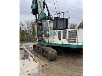 Anjungan pengeboran CASAGRANDE