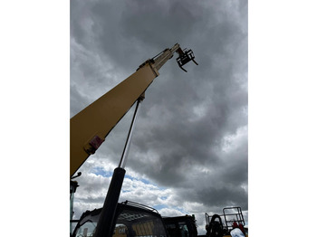 Telehandler CATERPILLAR TH