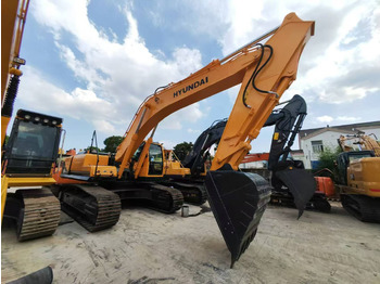 Ekskavator perayap HYUNDAI
