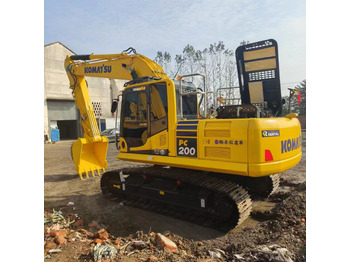 Ekskavator perayap KOMATSU PC200