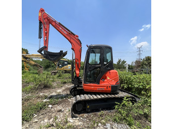 Ekskavator perayap KUBOTA