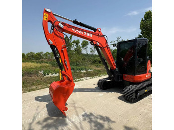 Ekskavator perayap KUBOTA