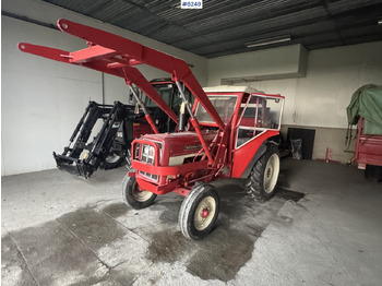 Traktor INTERNATIONAL