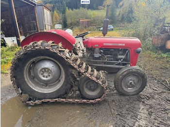 Traktor MASSEY FERGUSON 1000 series