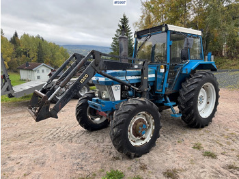 Traktor FORD