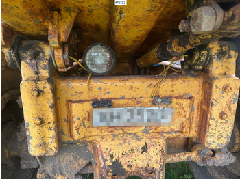Tempat sampah artikulasi 1987 Volvo A20 6x4 dump truck w/ white plates. WATCH VIDEO.: gambar 4