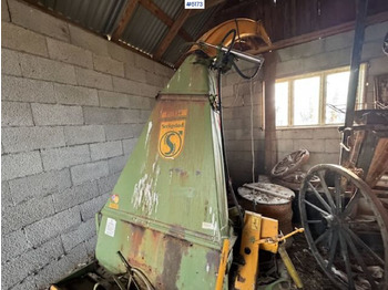 Peralatan untuk pembuatan jerami